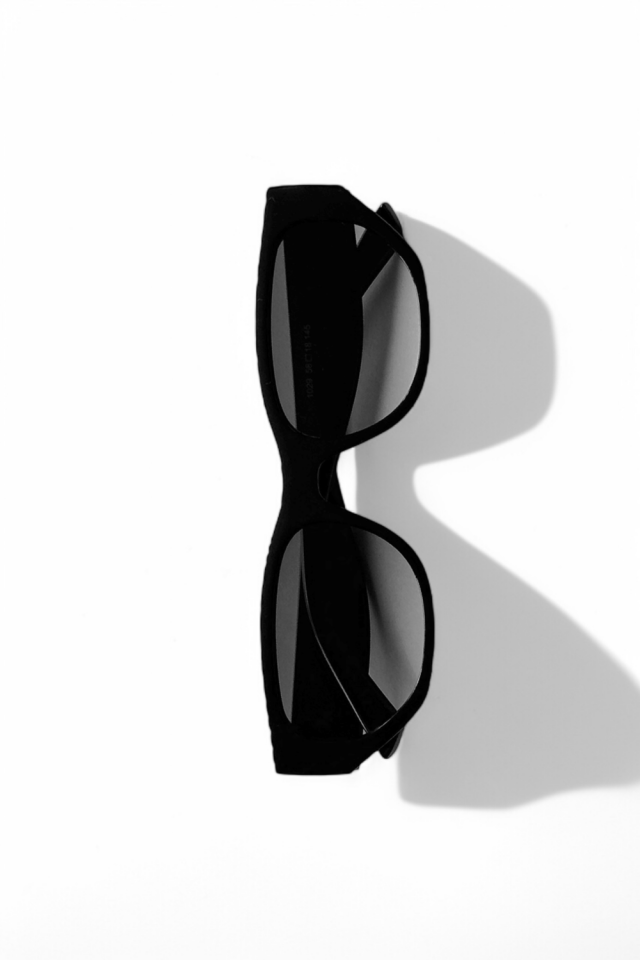 NOİR KLASİK UNİSEX  2025 SİYAH ÇERÇEVE Yeni Sezon Popüler Kadin Erkek Gözlük / Ren Eyewear