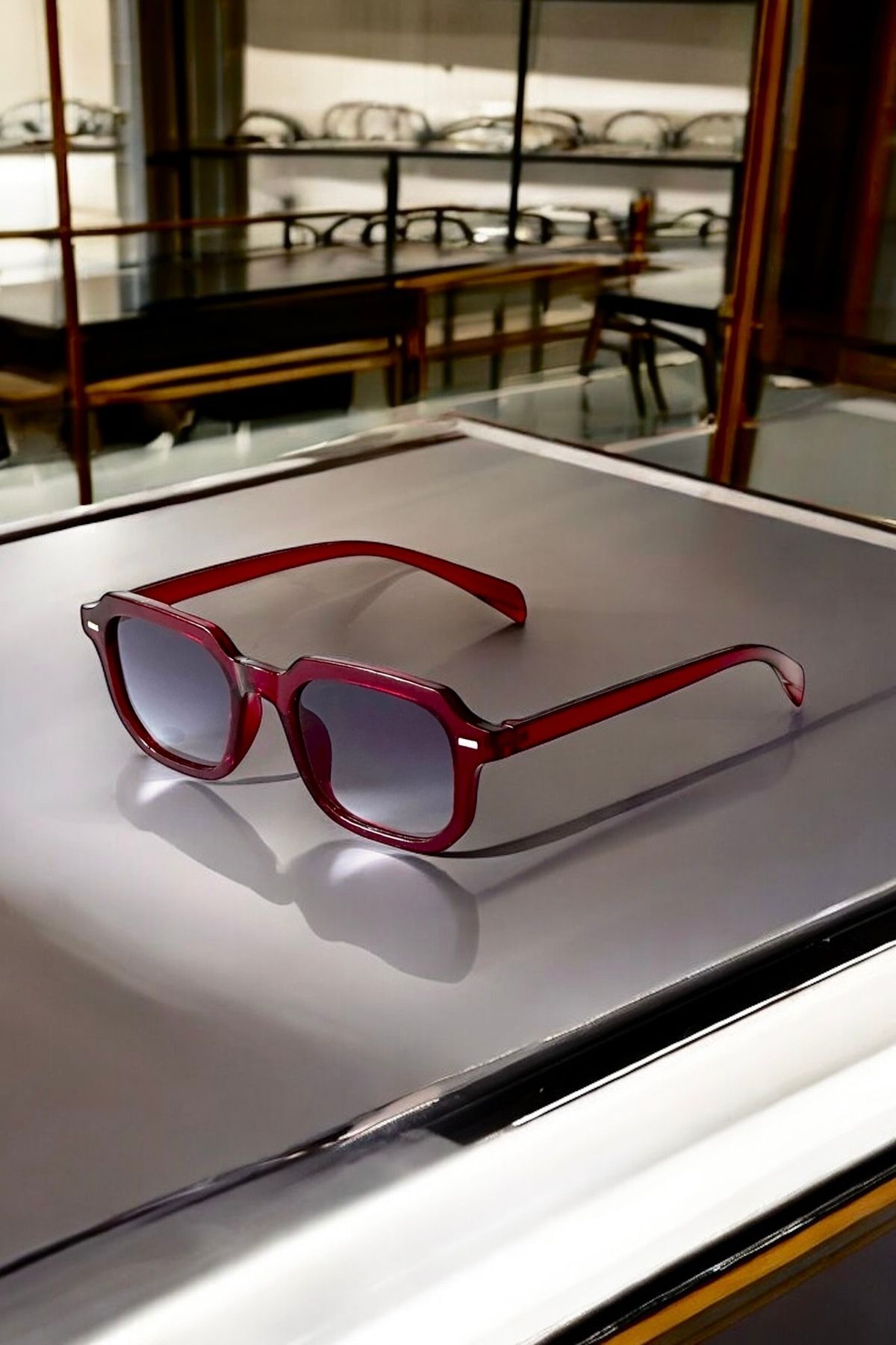 LONDON KLASİK UNİSEX  2025 VİŞNE RENGİ ÇERÇEVE Yeni Sezon Popüler Kadin Erkek Gözlük / Ren Eyewear