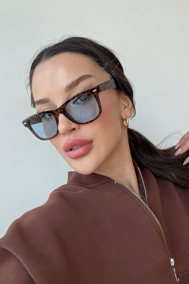 WAYF LEOPAR ÇAPRAZ KESİM MAVİ CAM GÜNEŞ GÖZLÜĞÜ  / Ren Eyewear