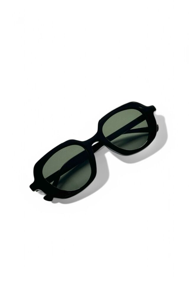 KELLY OVAL  SİYAH GÜNEŞ GÖZLÜĞÜ  2025 KADIN MODERN YENİ SEZON REN EYEWEAR