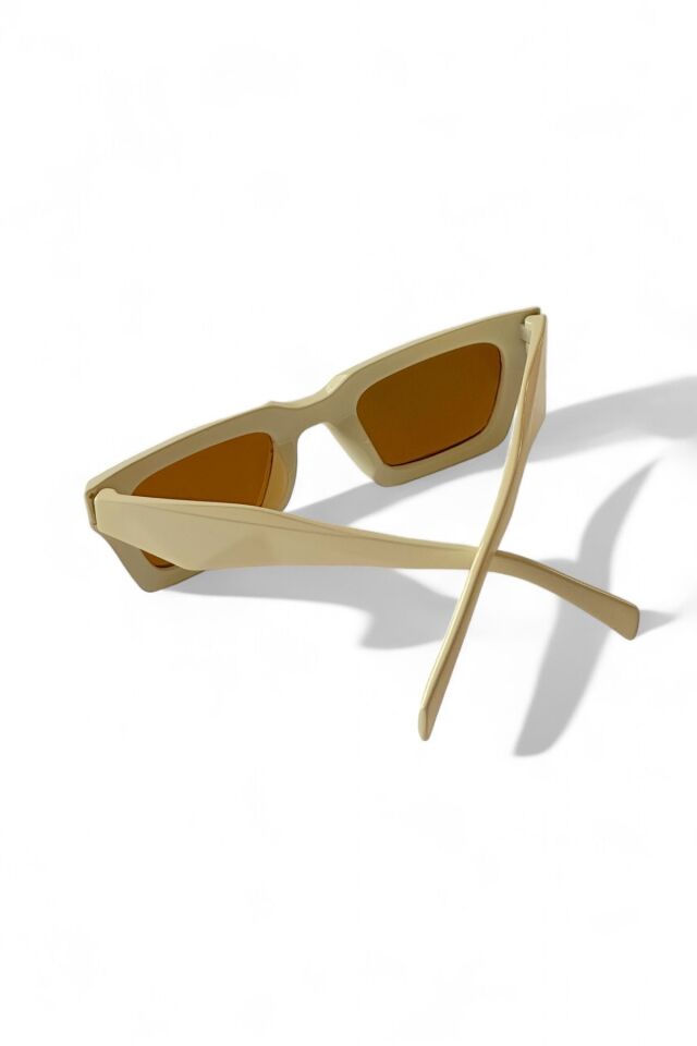 DEBRA GÜNEŞ GÖZLÜĞÜ KARE KAHVERENGİ CAM KREM RENK UNİSEX MODERN YENİ SEZON REN EYEWEAR