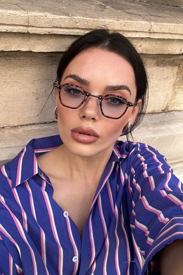 BEETLE KÜÇÜK BOY AÇIK CAM RENKLİ  GÜNEŞ GÖZLÜĞÜ   2024 YENİ SEZON POPÜLER uv400 / REN EYEWEAR