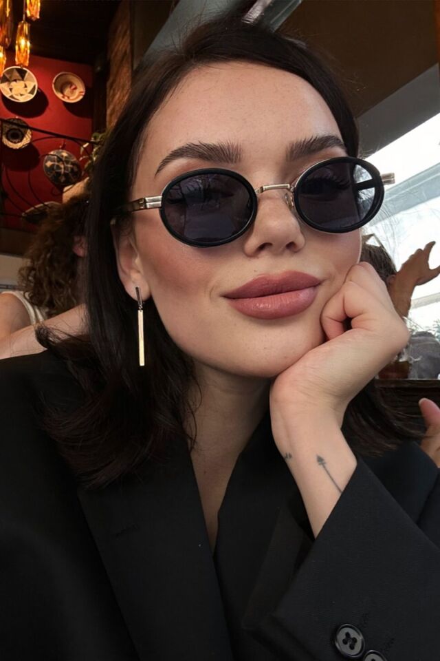 Dina Round Güneş Gözlüğü Unisex siyah gold Oval Çerçeveli