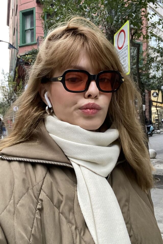DANİLA KIRMIZI MODERN KADIN GÜNEŞ GÖZLÜĞÜ KARE YENİ SEZON POPÜLER / REN EYEWEAR
