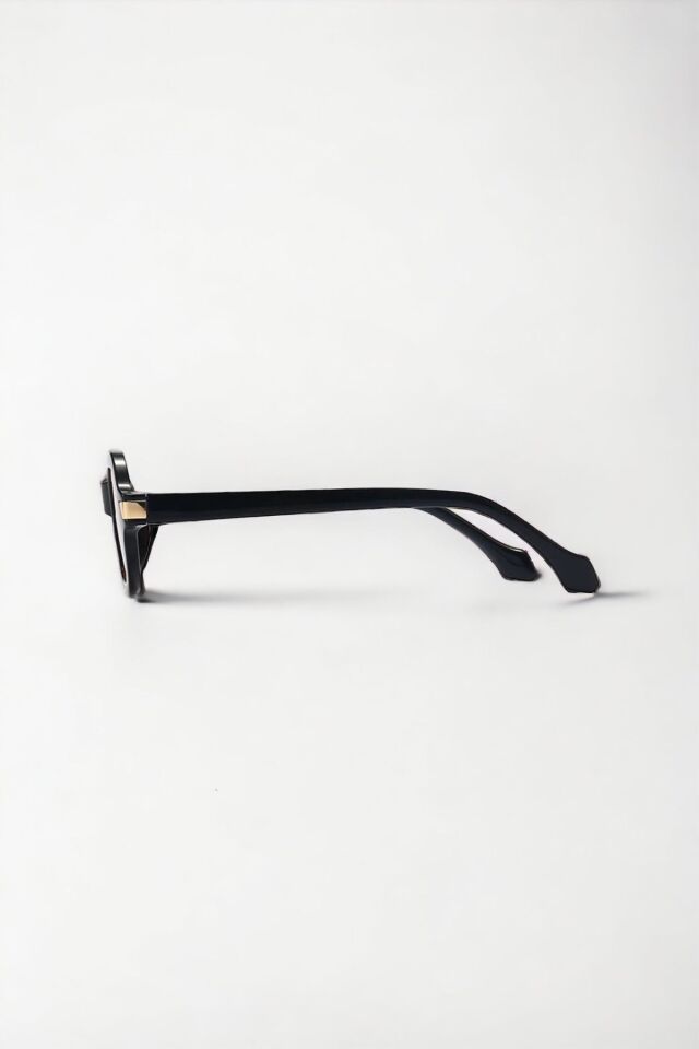 DANİLA KIRMIZI MODERN KADIN GÜNEŞ GÖZLÜĞÜ KARE YENİ SEZON POPÜLER / REN EYEWEAR